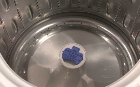 How to Clean the Fabric Softener Dispenser in a GE Top-Load Washer